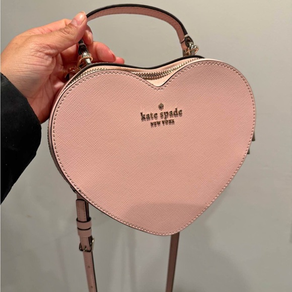 kate spade Handbags - kate spade blush pink heart crossbody bag